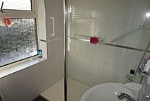 ShowerRoom1